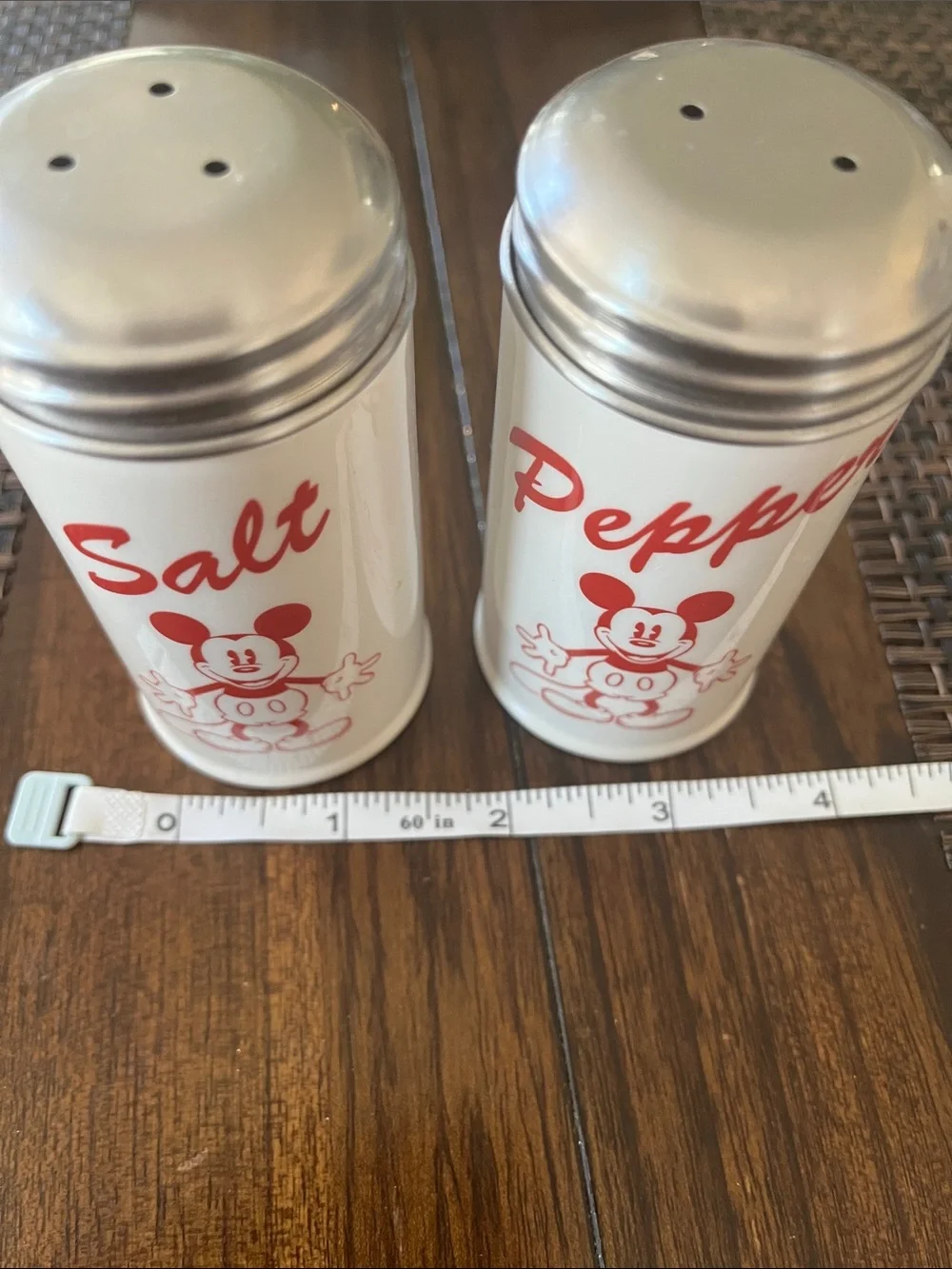 Disney  Vintage salt and Pepper shaker set